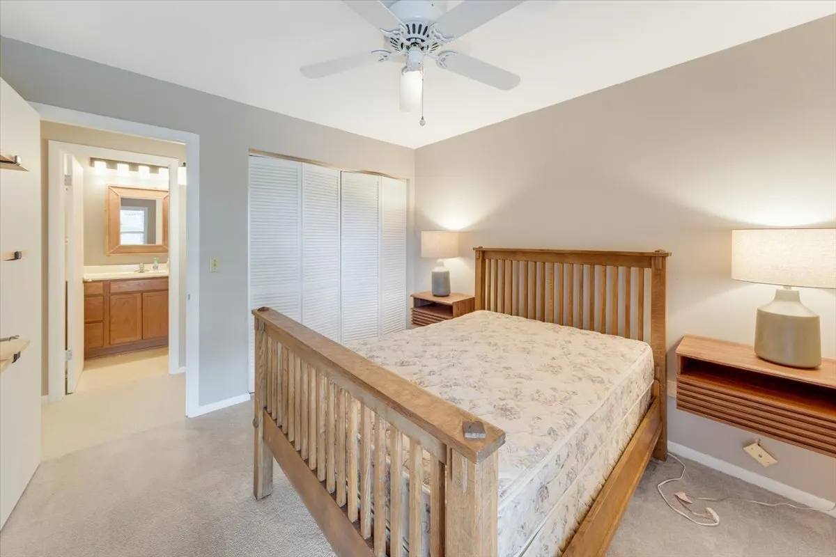 1921 Moraine Drive IL