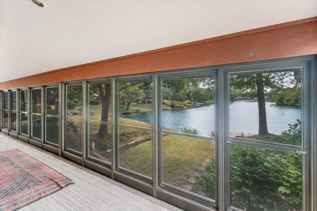 1921 Moraine Drive IL