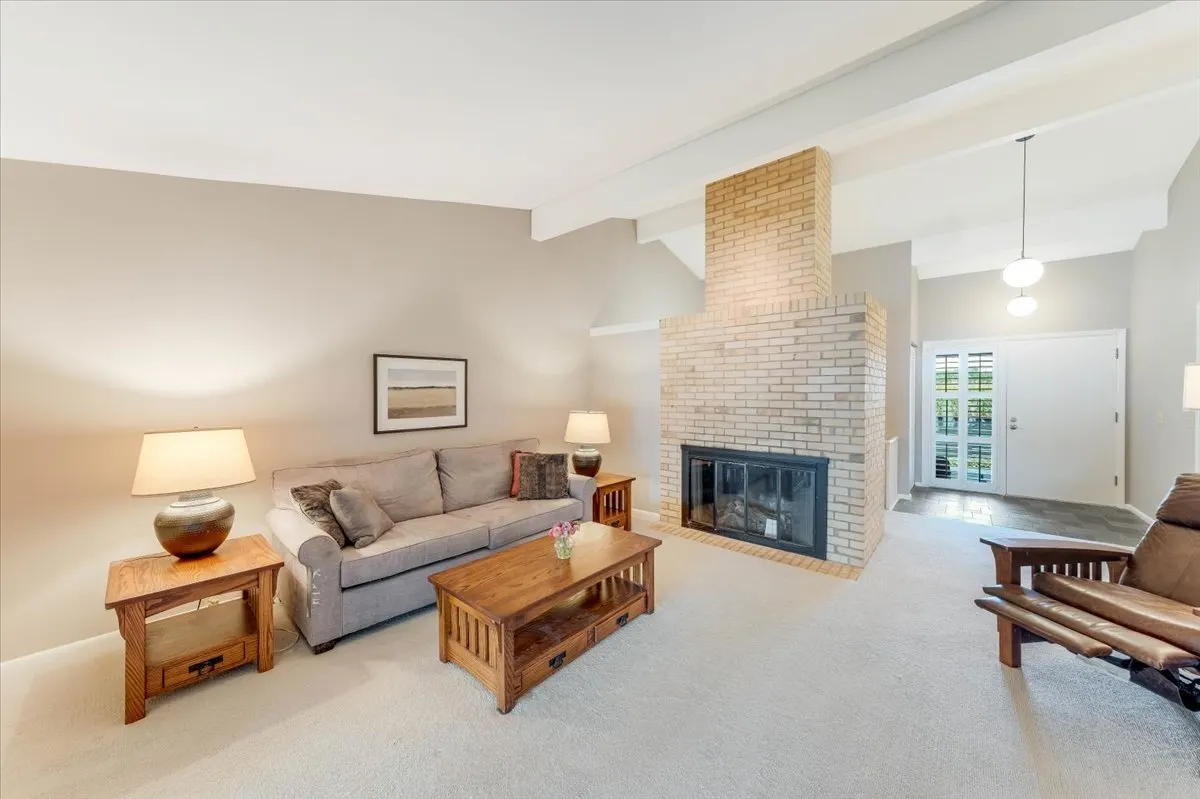 1921 Moraine Drive IL