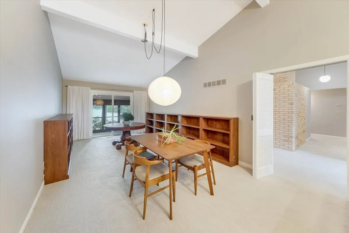 1921 Moraine Drive IL