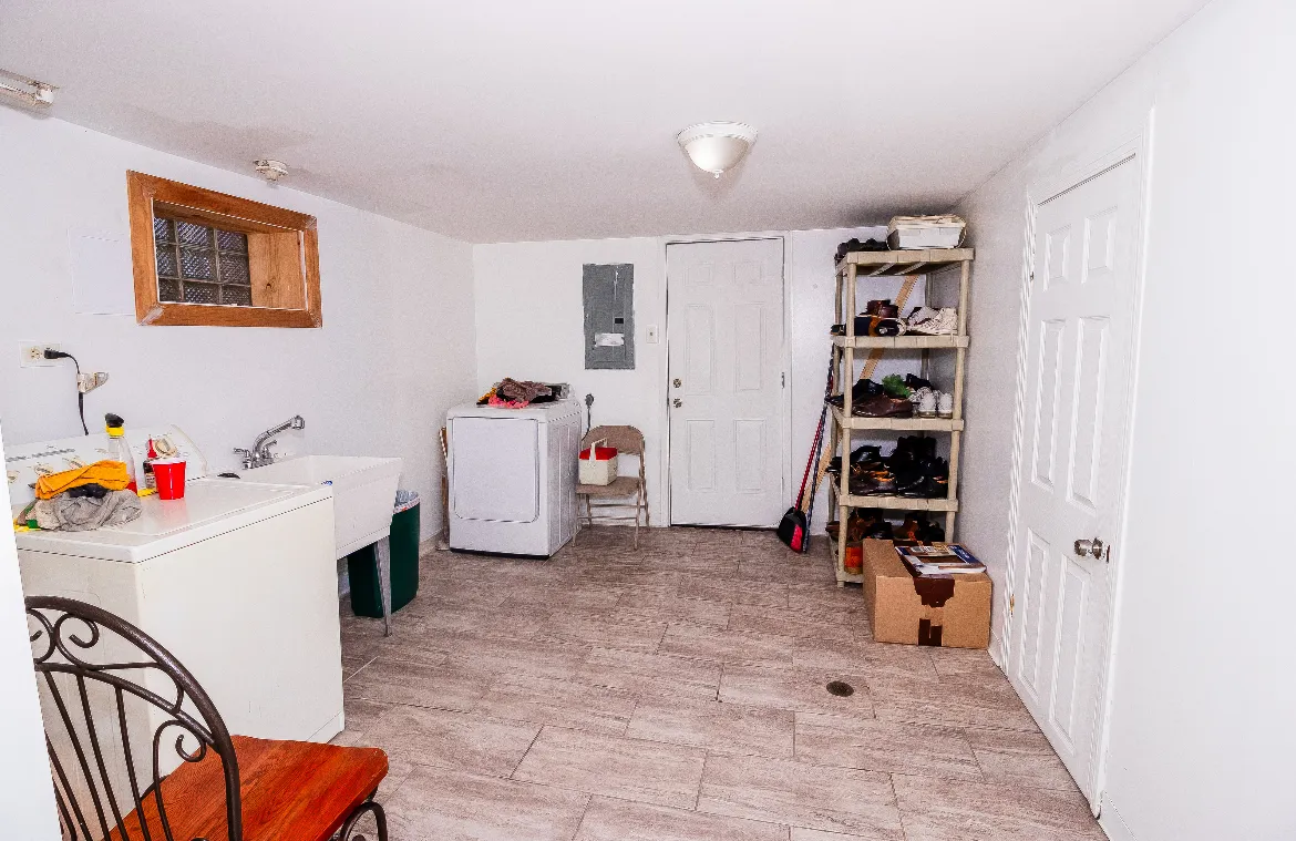 10714 S Eberhart Avenue IL