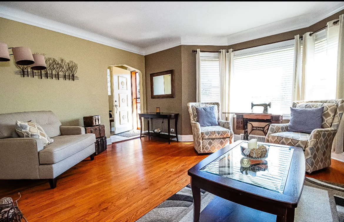 10714 S Eberhart Avenue IL