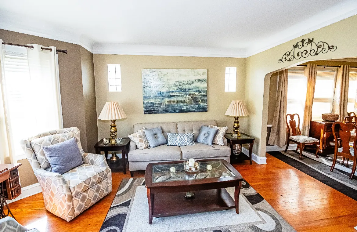 10714 S Eberhart Avenue IL