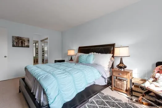200 Lake Boulevard 455 IL