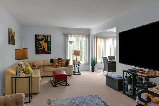 200 Lake Boulevard 455 IL
