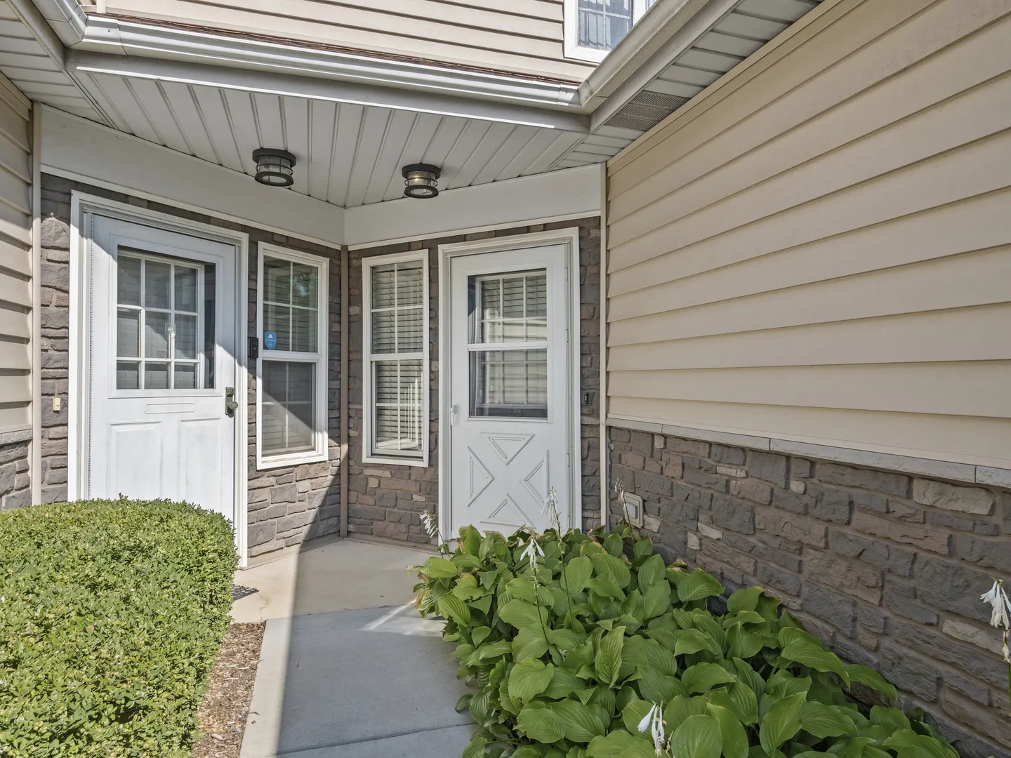 1229 Cranbrook Drive IL