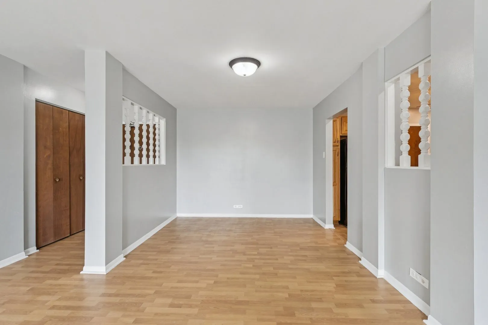 900 W Sunset Drive 410 IL
