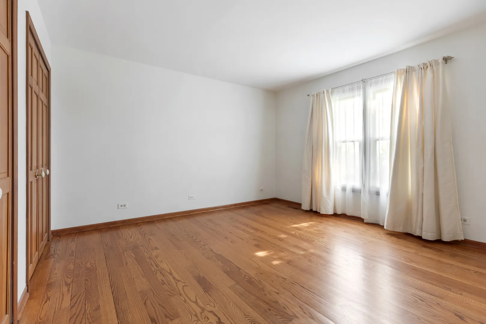 775 HARMON Boulevard IL