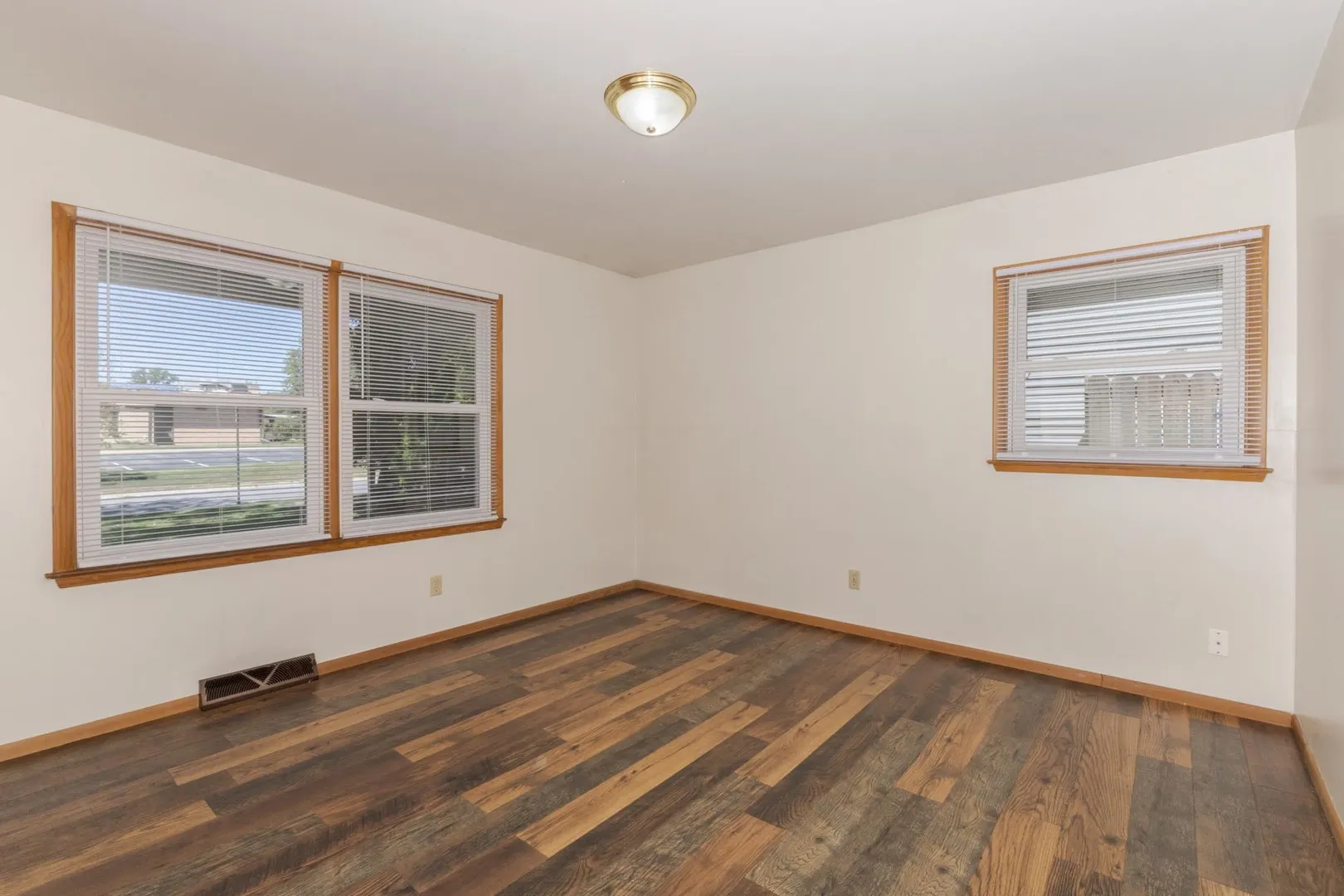 101 Radliff Road IL