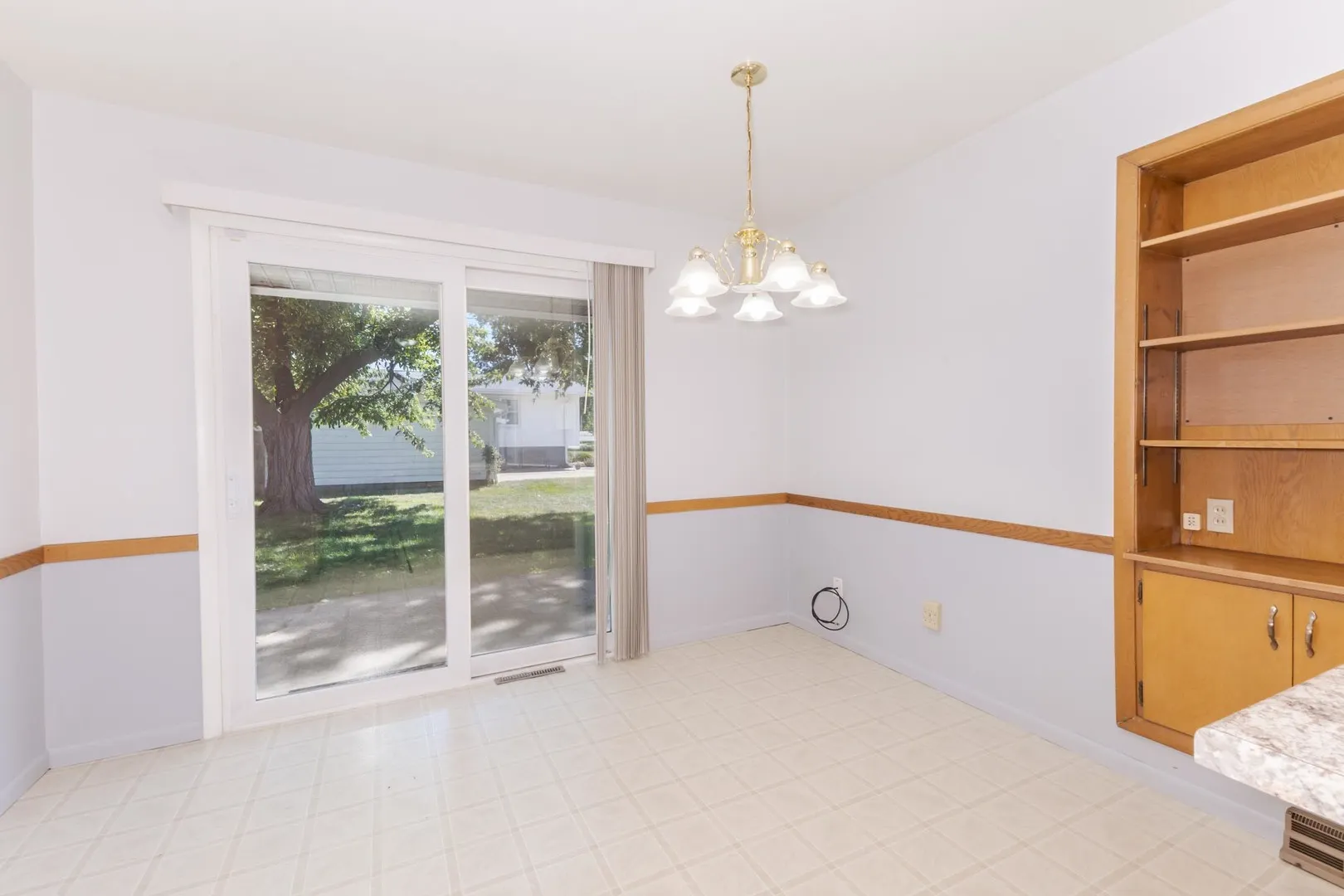 101 Radliff Road IL