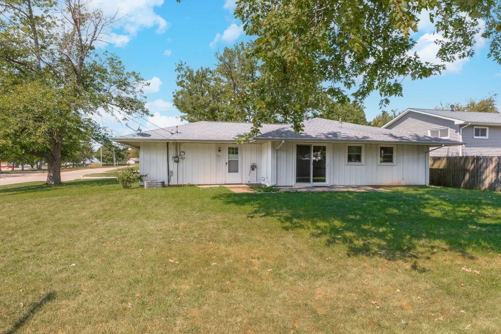 101 Radliff Road IL