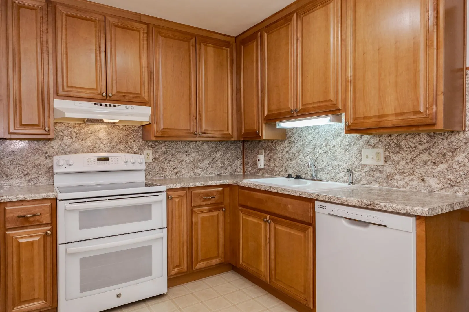 101 Radliff Road IL