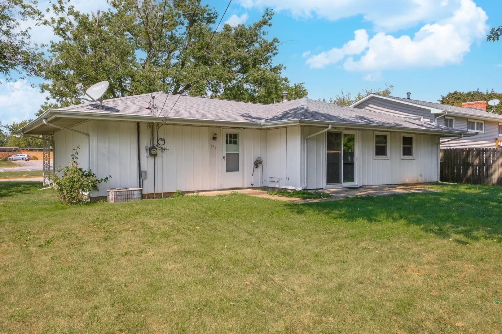 101 Radliff Road IL