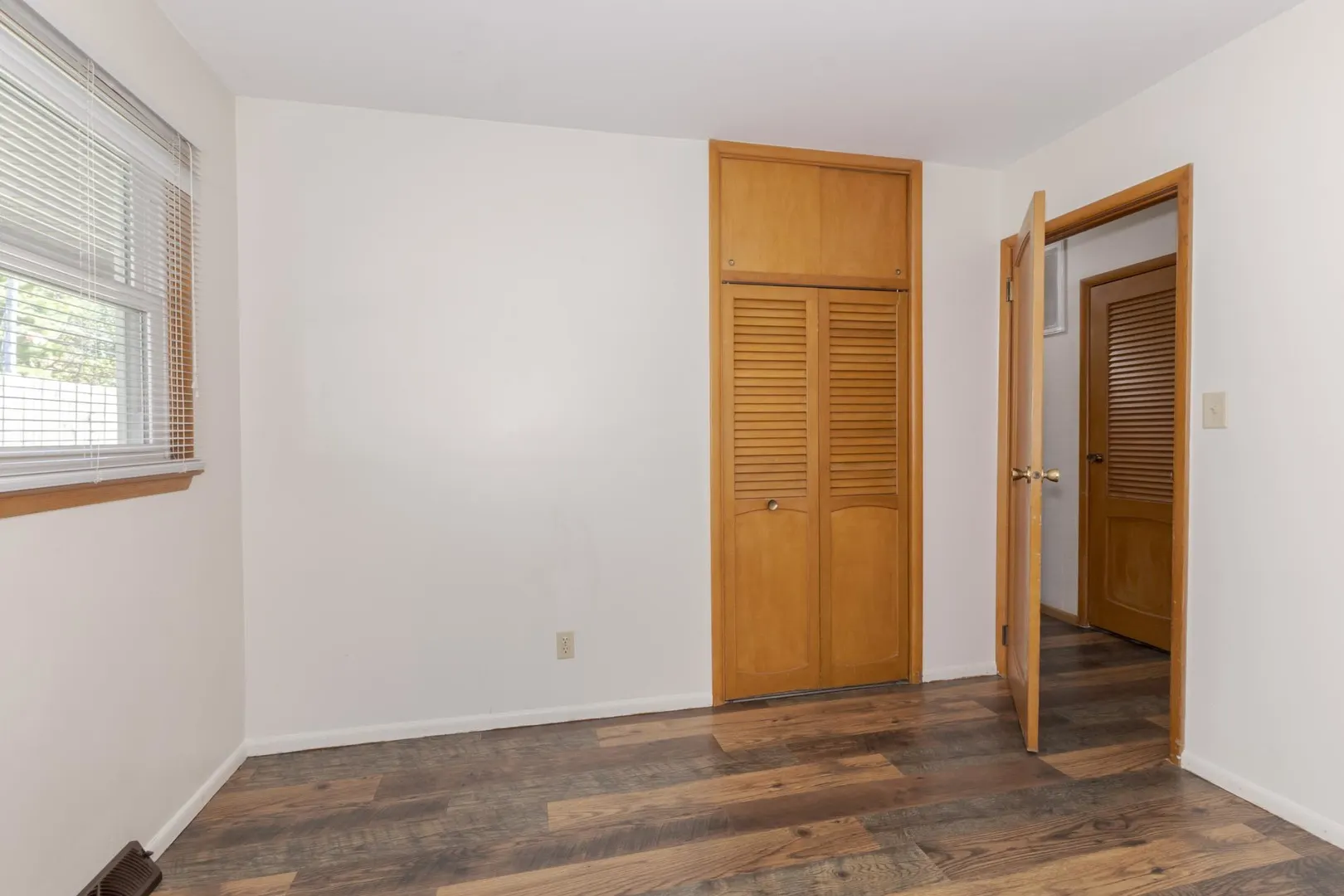 101 Radliff Road IL