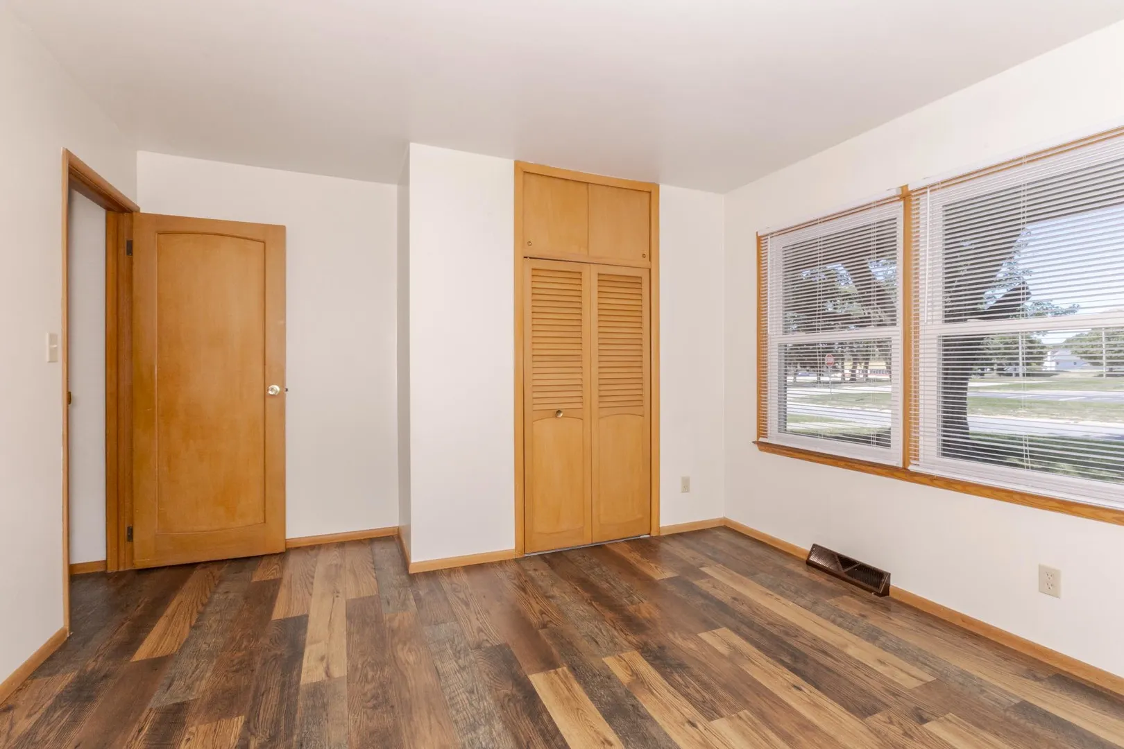 101 Radliff Road IL