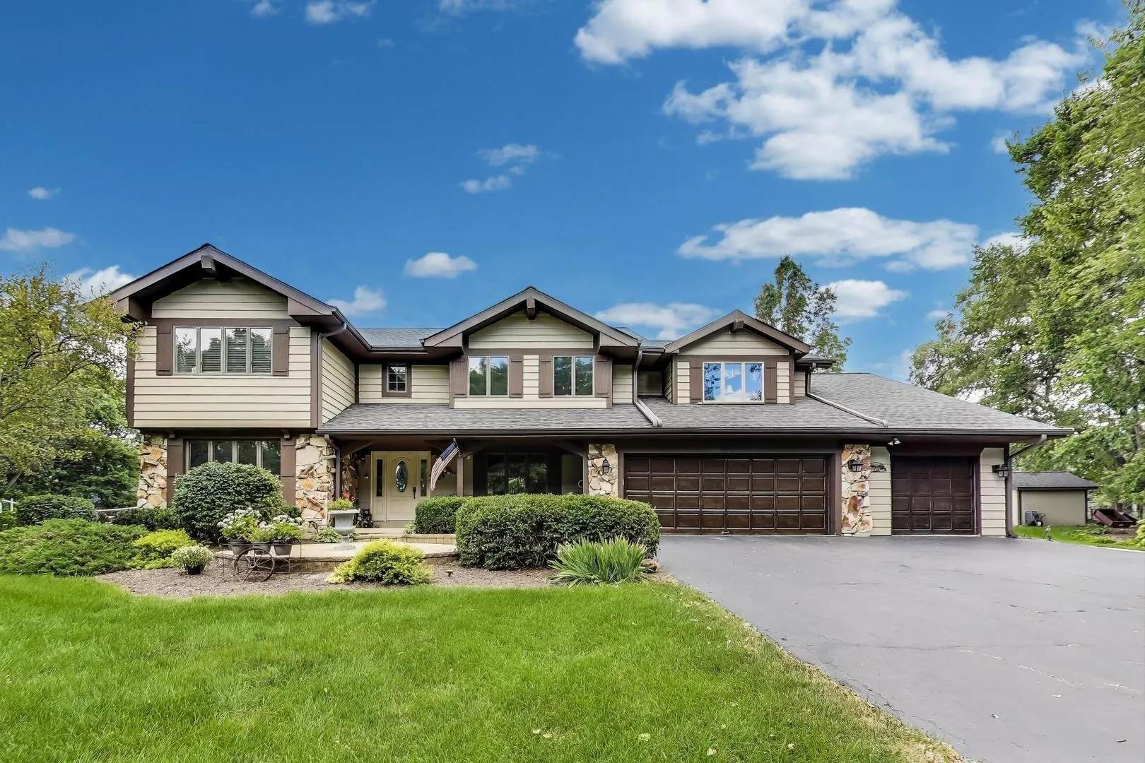 3S210 Herrick Road IL