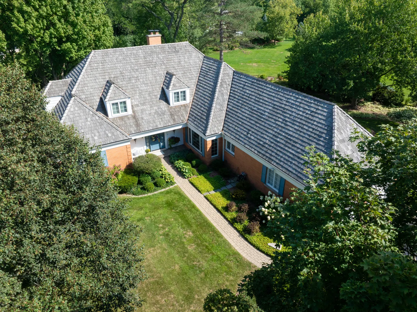 354 Grayfriars Lane IL