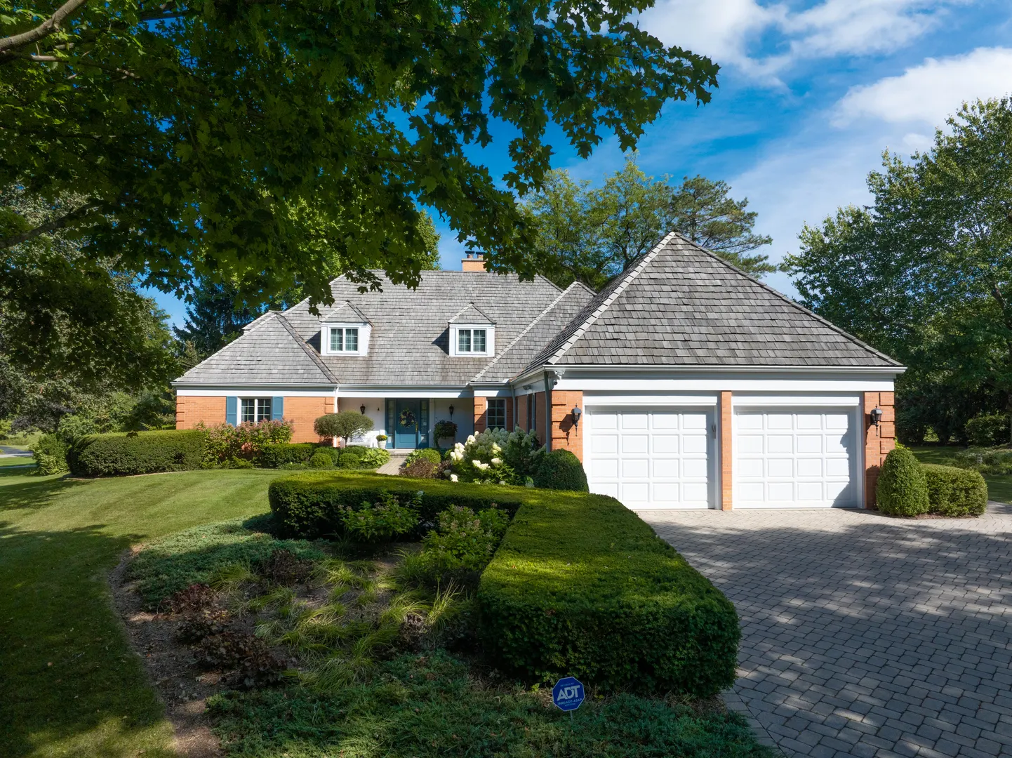 354 Grayfriars Lane IL