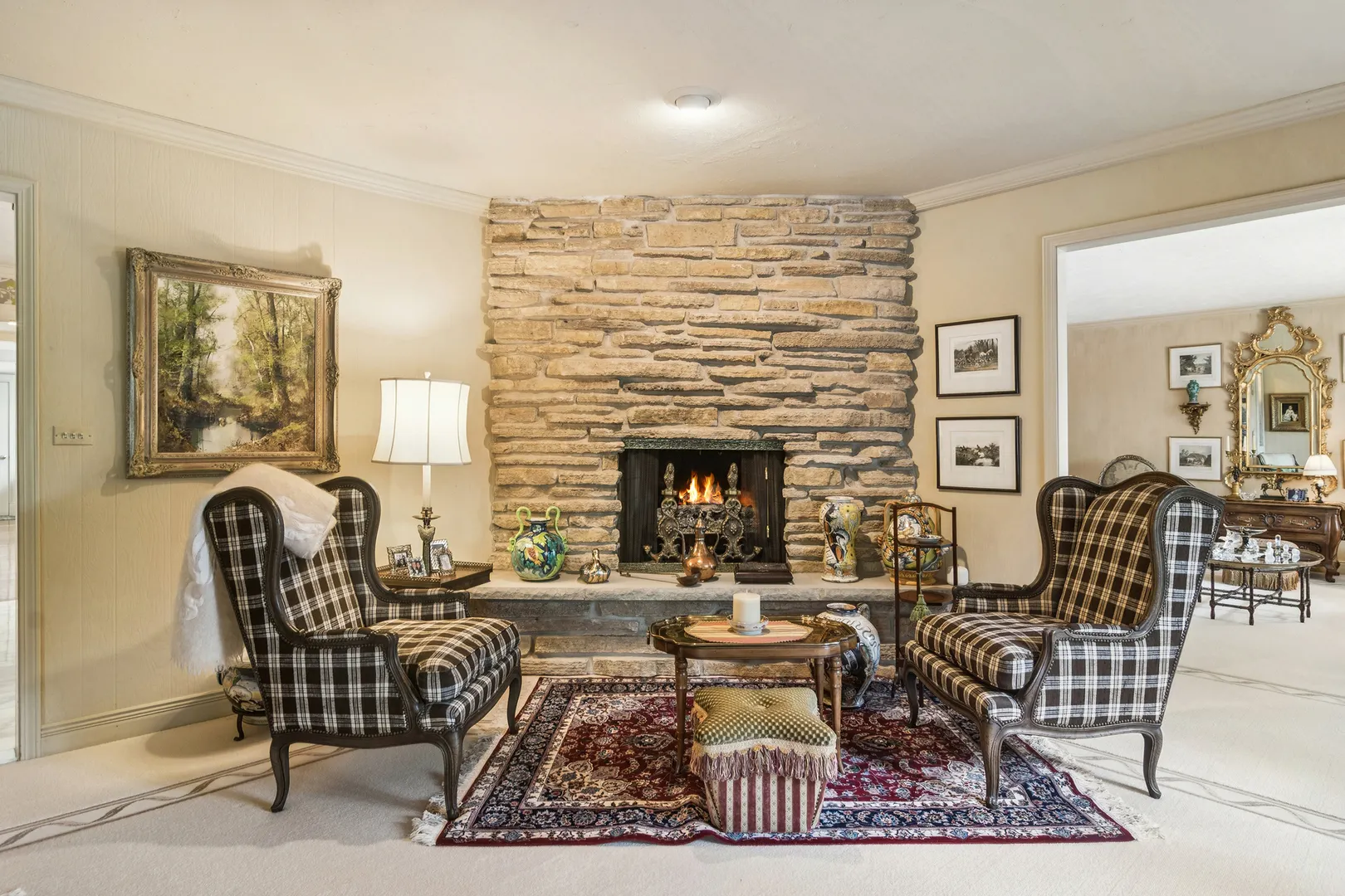 354 Grayfriars Lane IL