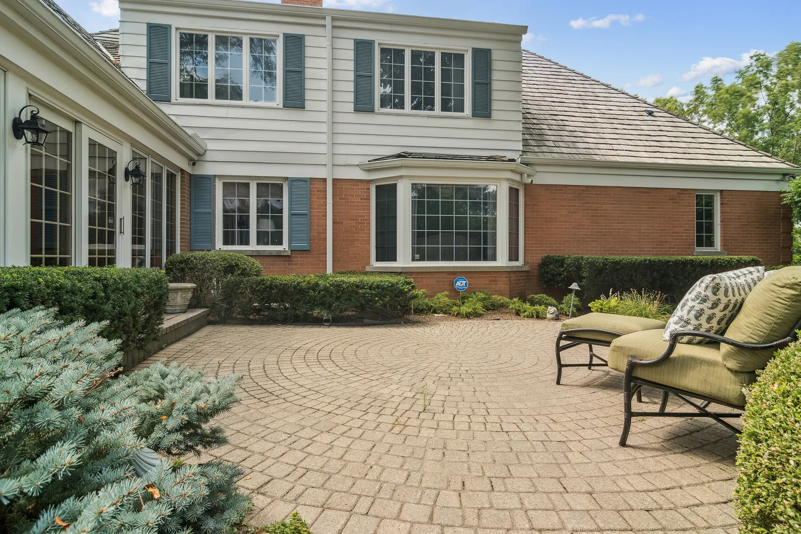 354 Grayfriars Lane IL