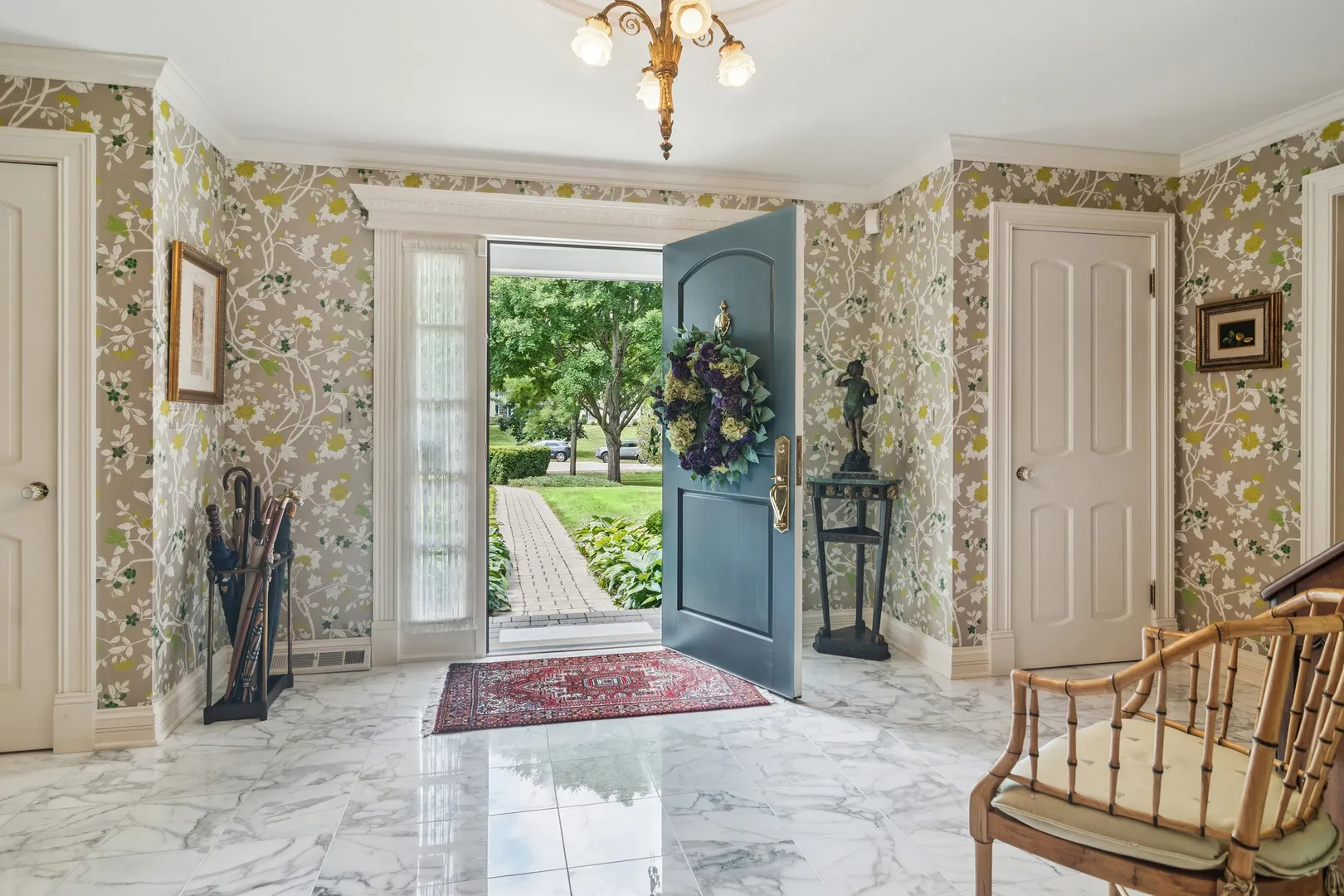 354 Grayfriars Lane IL