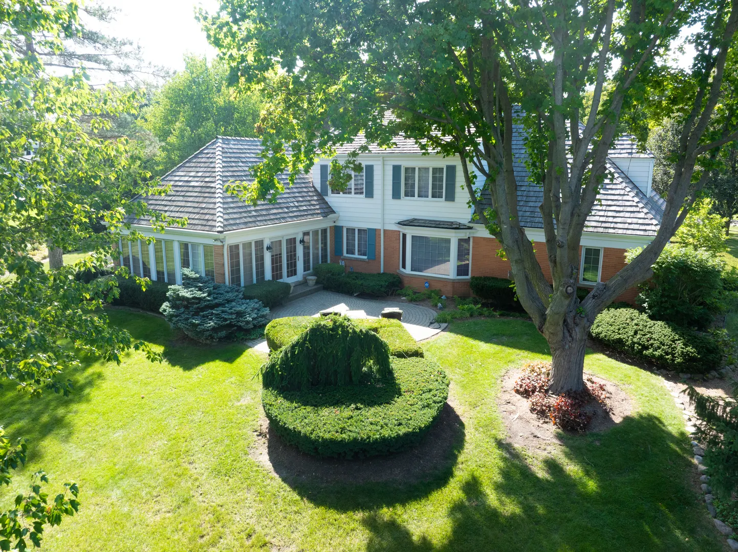 354 Grayfriars Lane IL