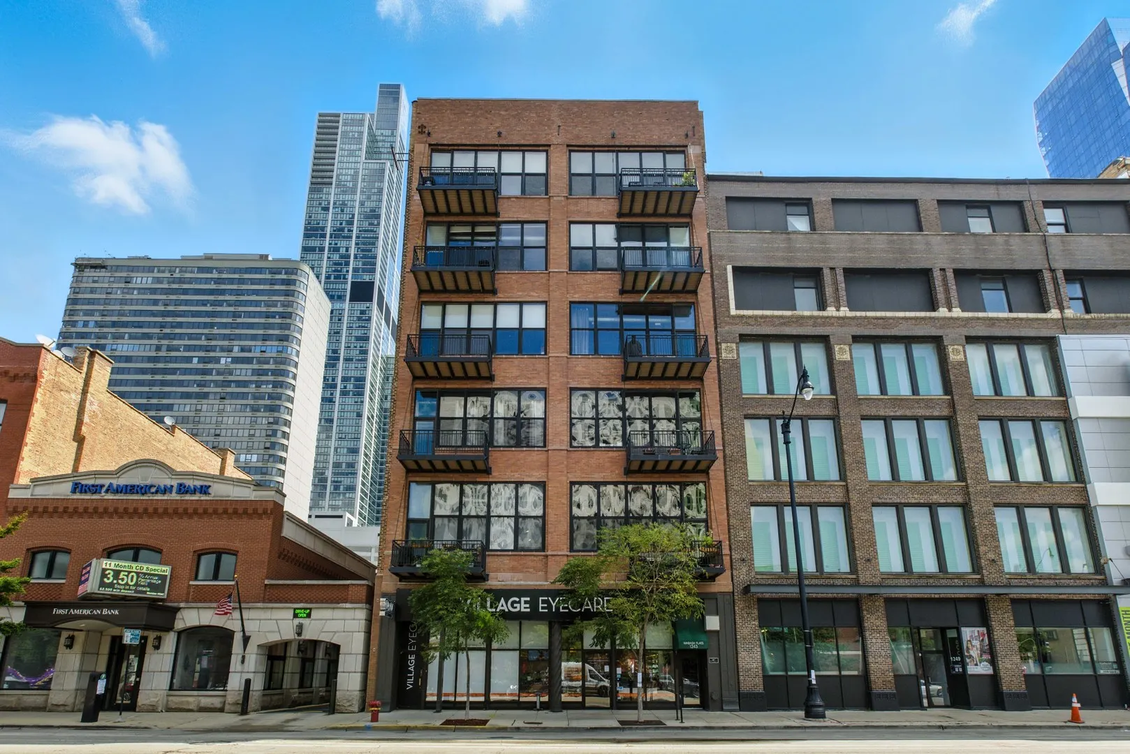 1243 S Wabash Avenue 401 IL