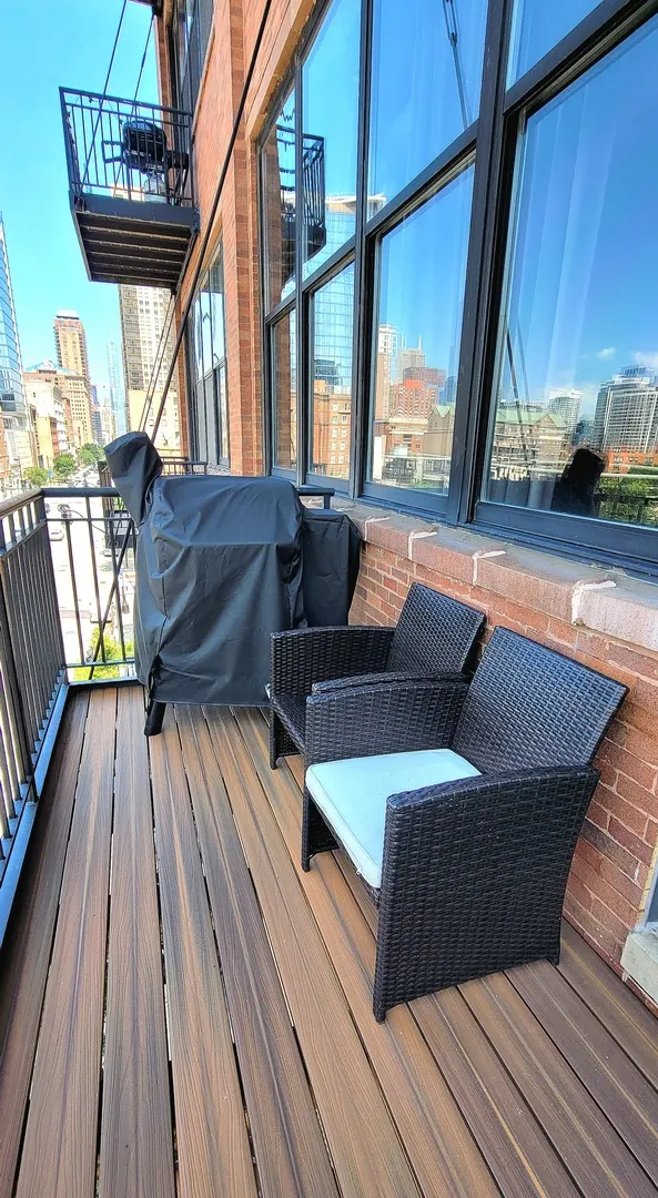 1243 S Wabash Avenue 401 IL