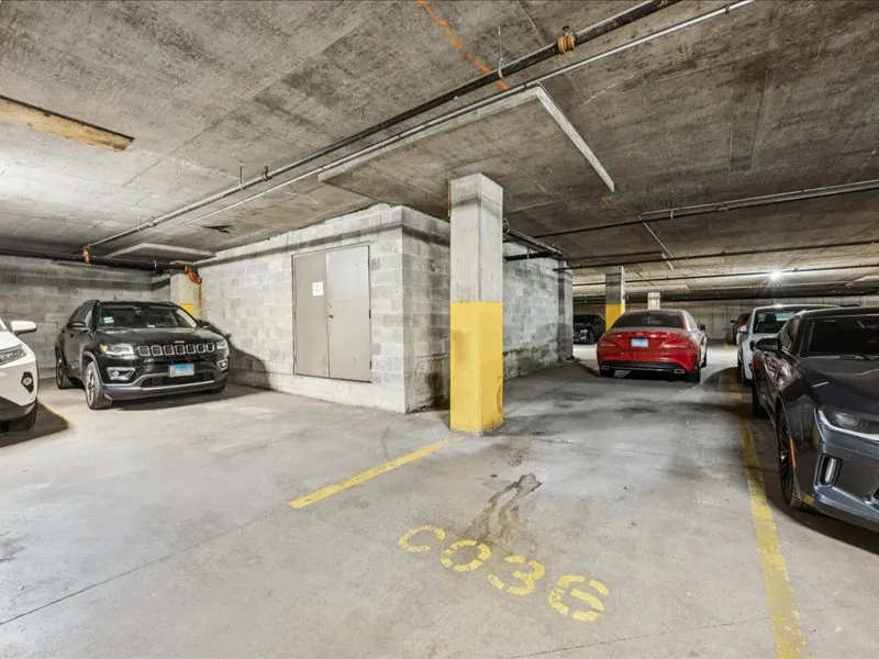 500 S Clinton Street 131 IL