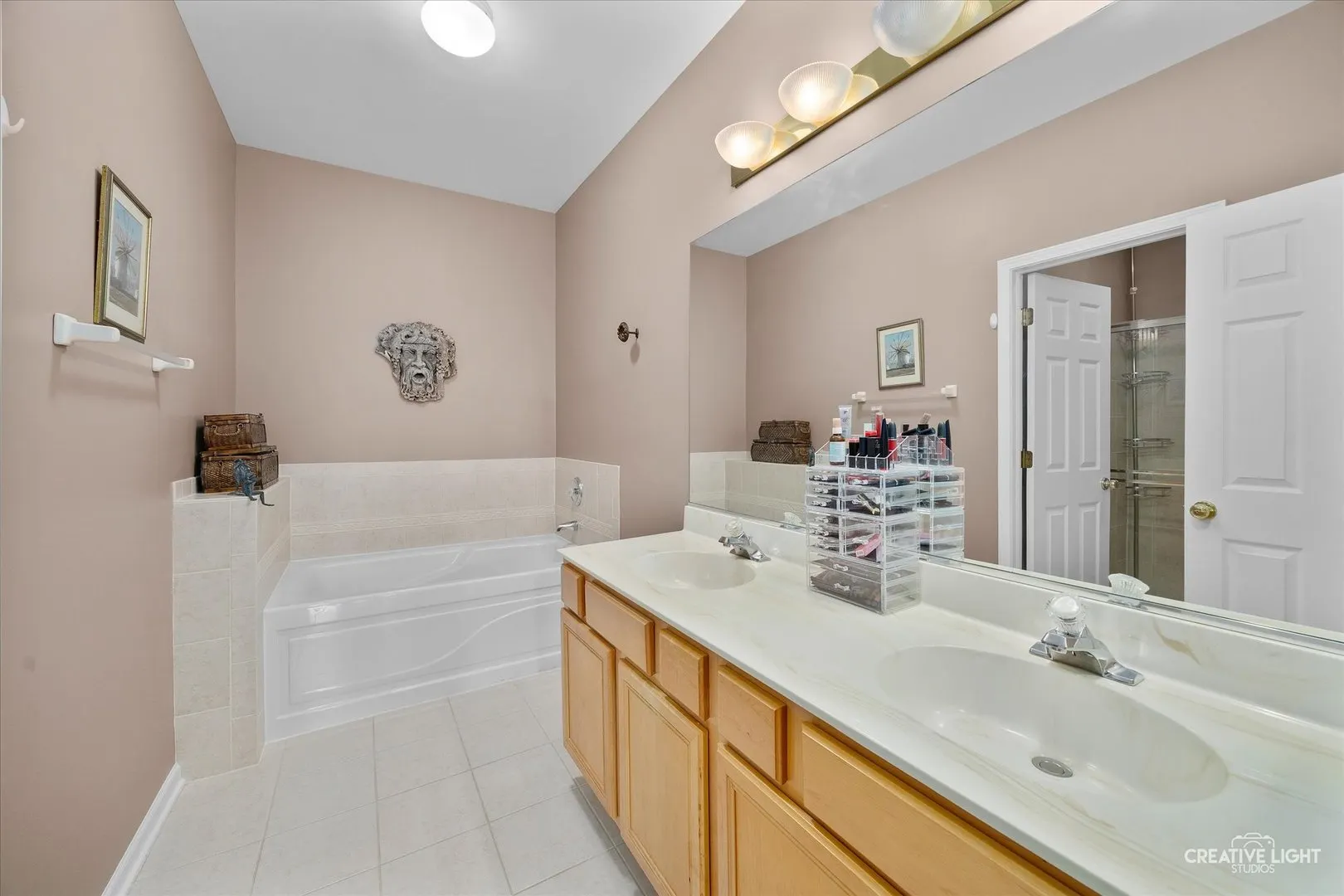 4041 Pheasant Court IL