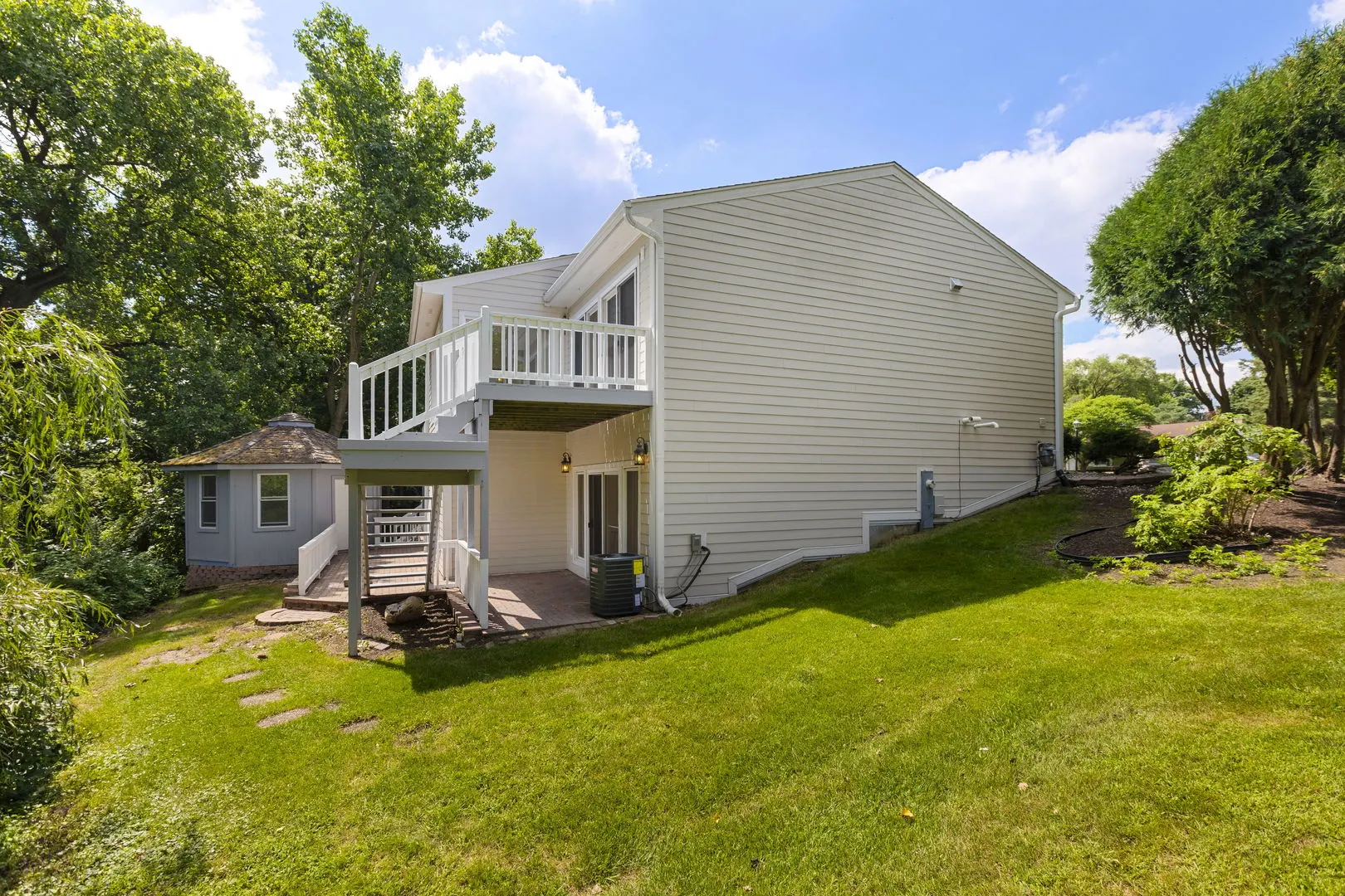 2027 Alta Vista Drive IL
