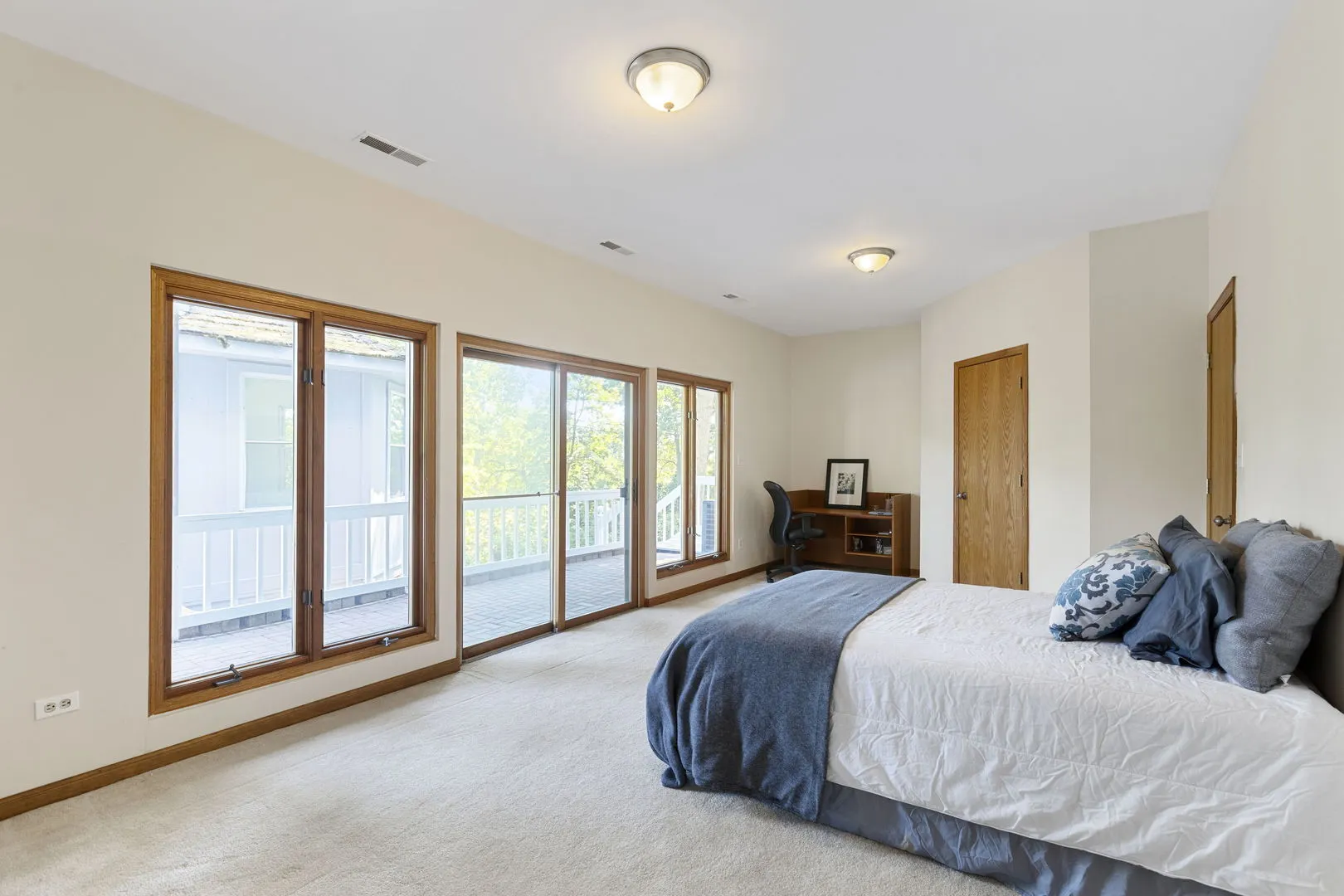 2027 Alta Vista Drive IL
