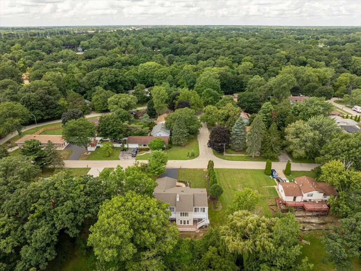 2027 Alta Vista Drive IL