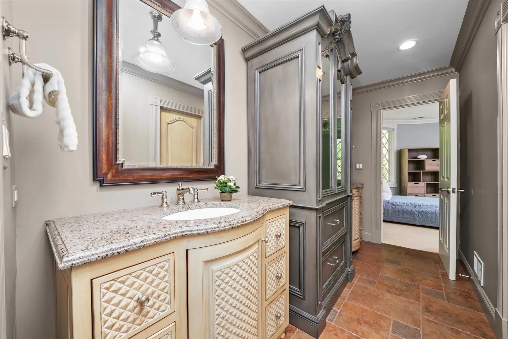 1 Kensington Drive IL