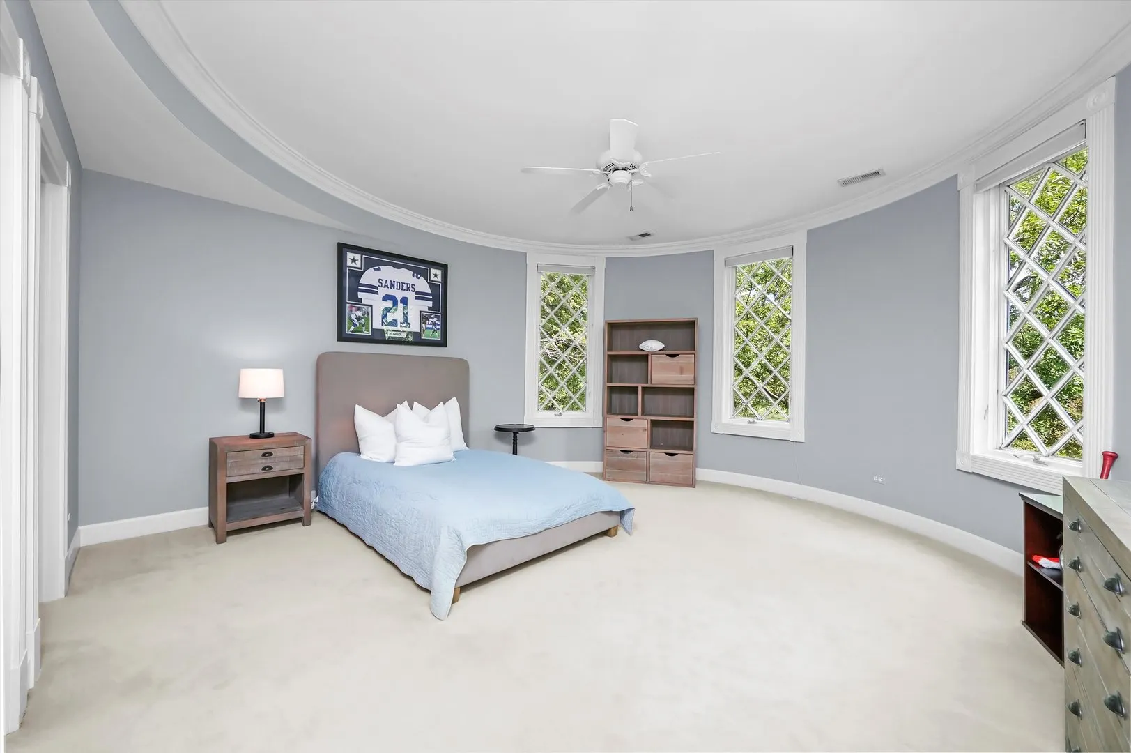 1 Kensington Drive IL