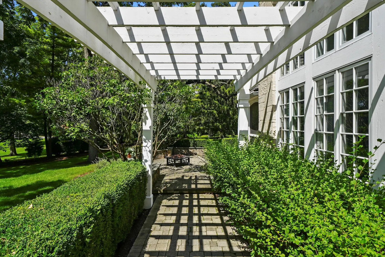 1 Kensington Drive IL
