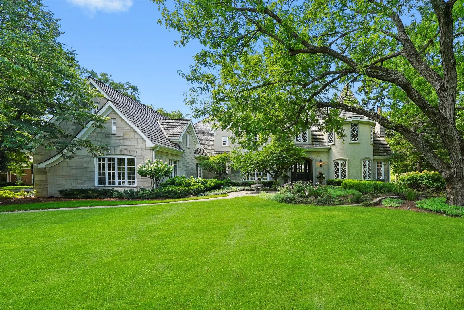 1 Kensington Drive IL