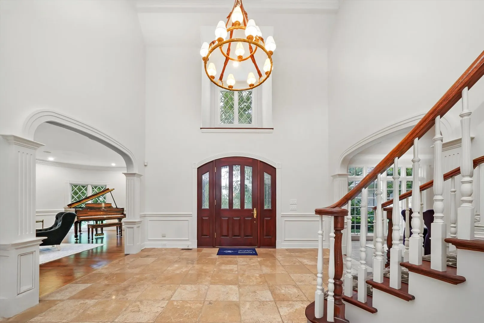 1 Kensington Drive IL