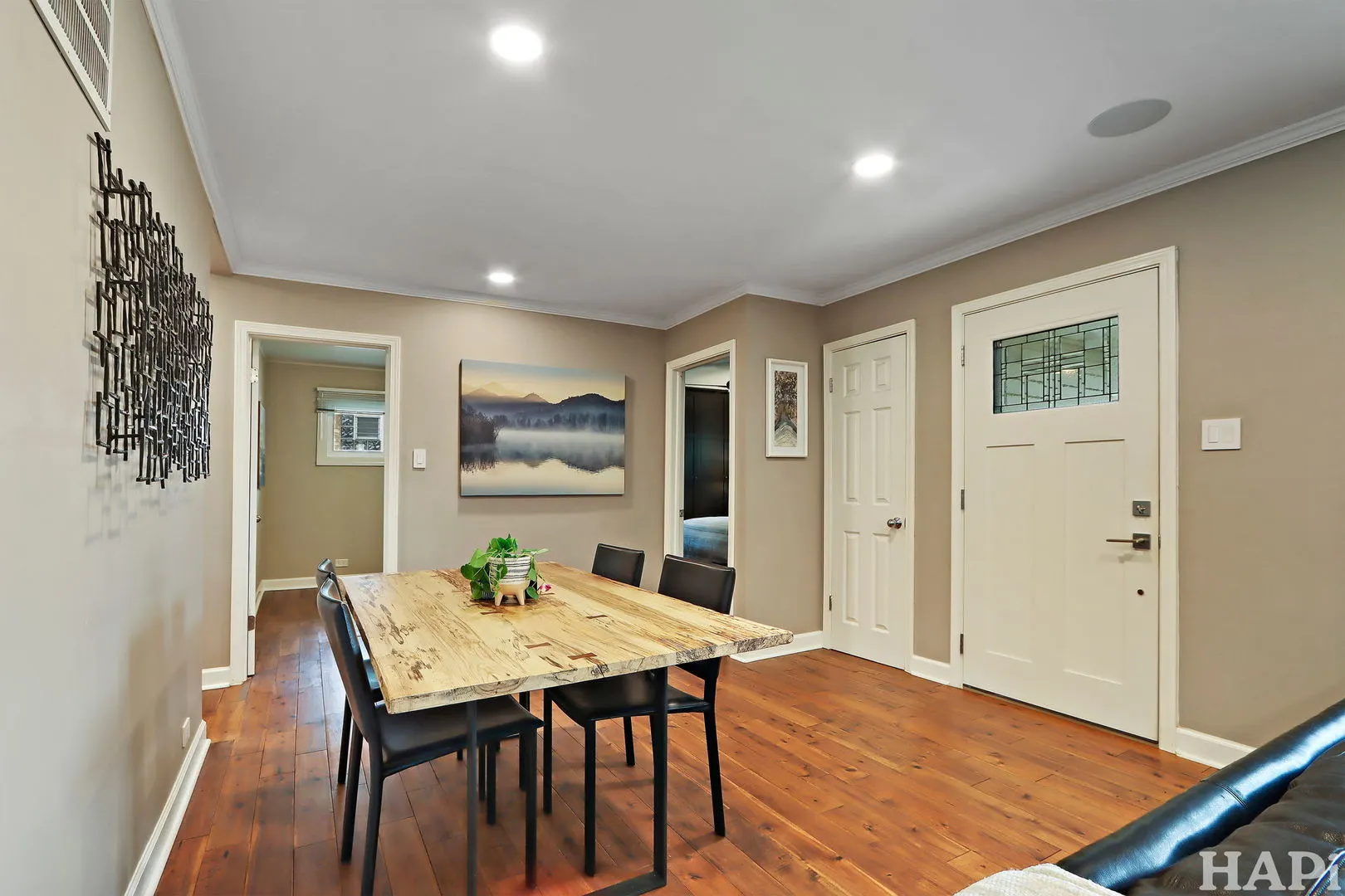 108 S Hickory Street IL