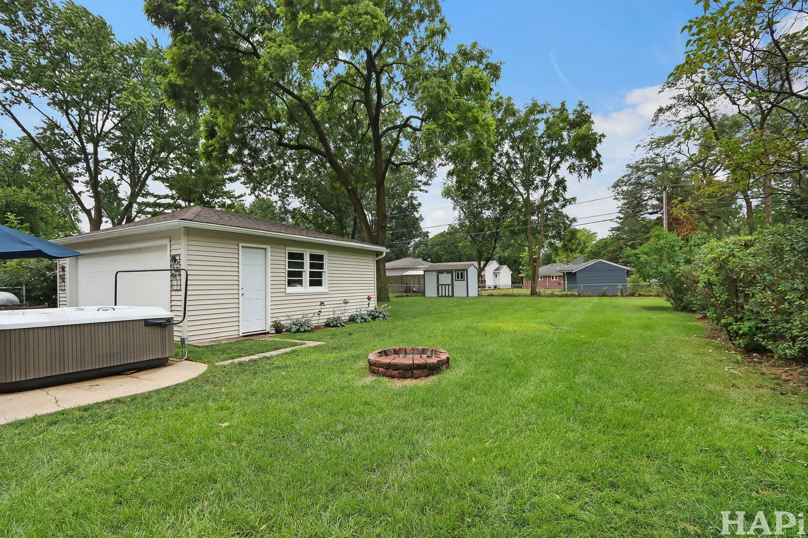 108 S Hickory Street IL