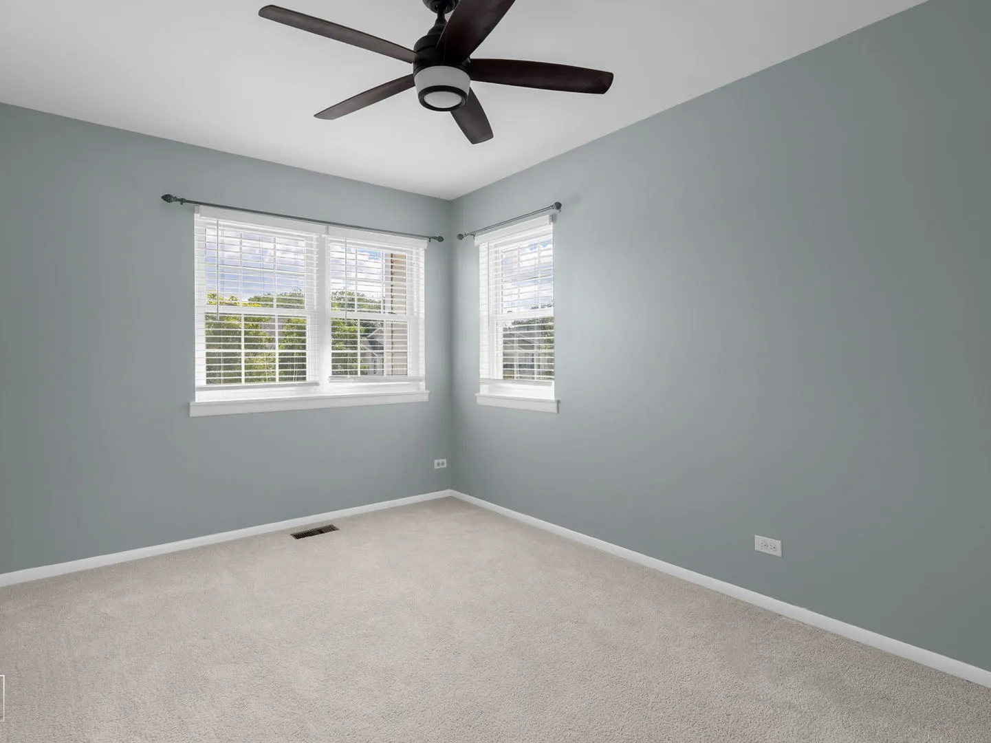 845 DRACUT Lane 00 IL
