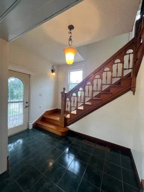 6S361 Old Eola Road IL