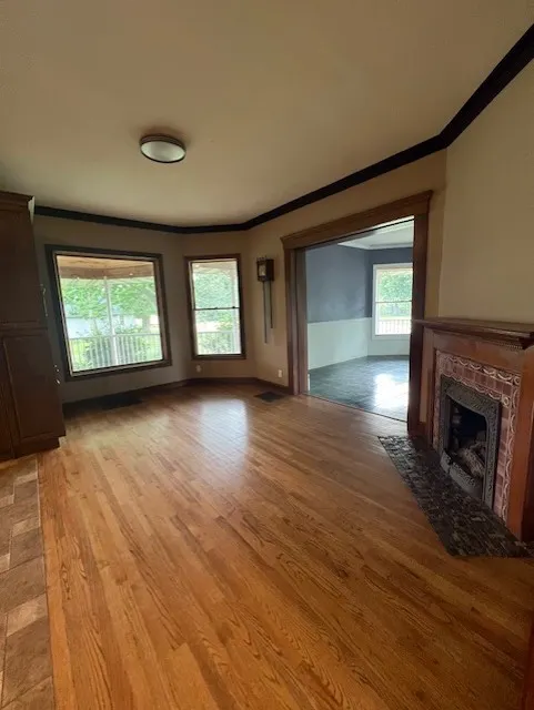6S361 Old Eola Road IL