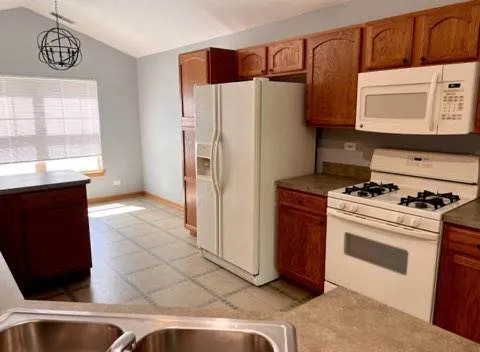 2406 Wilton Lane IL