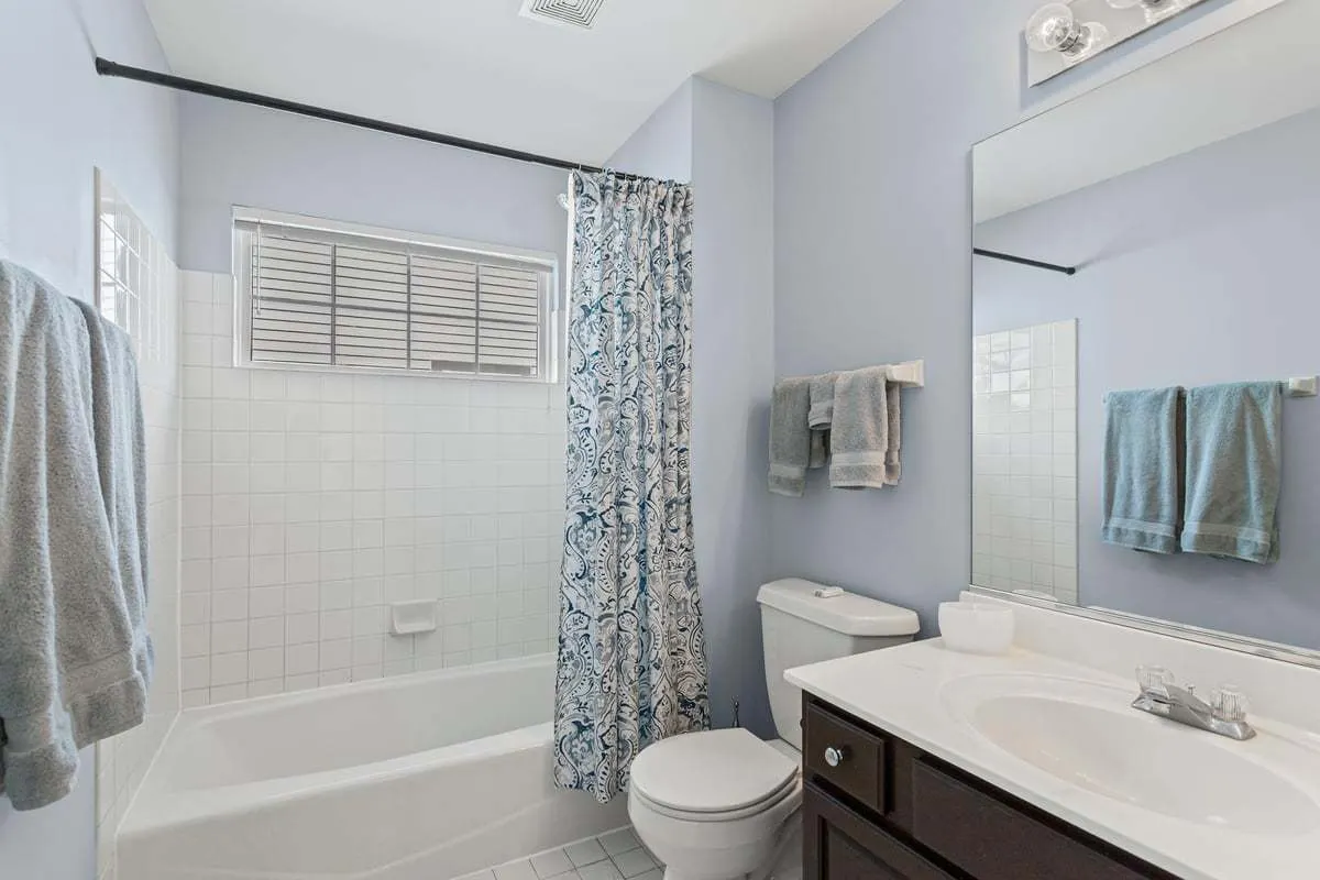 1708 Fairfax Lane IL