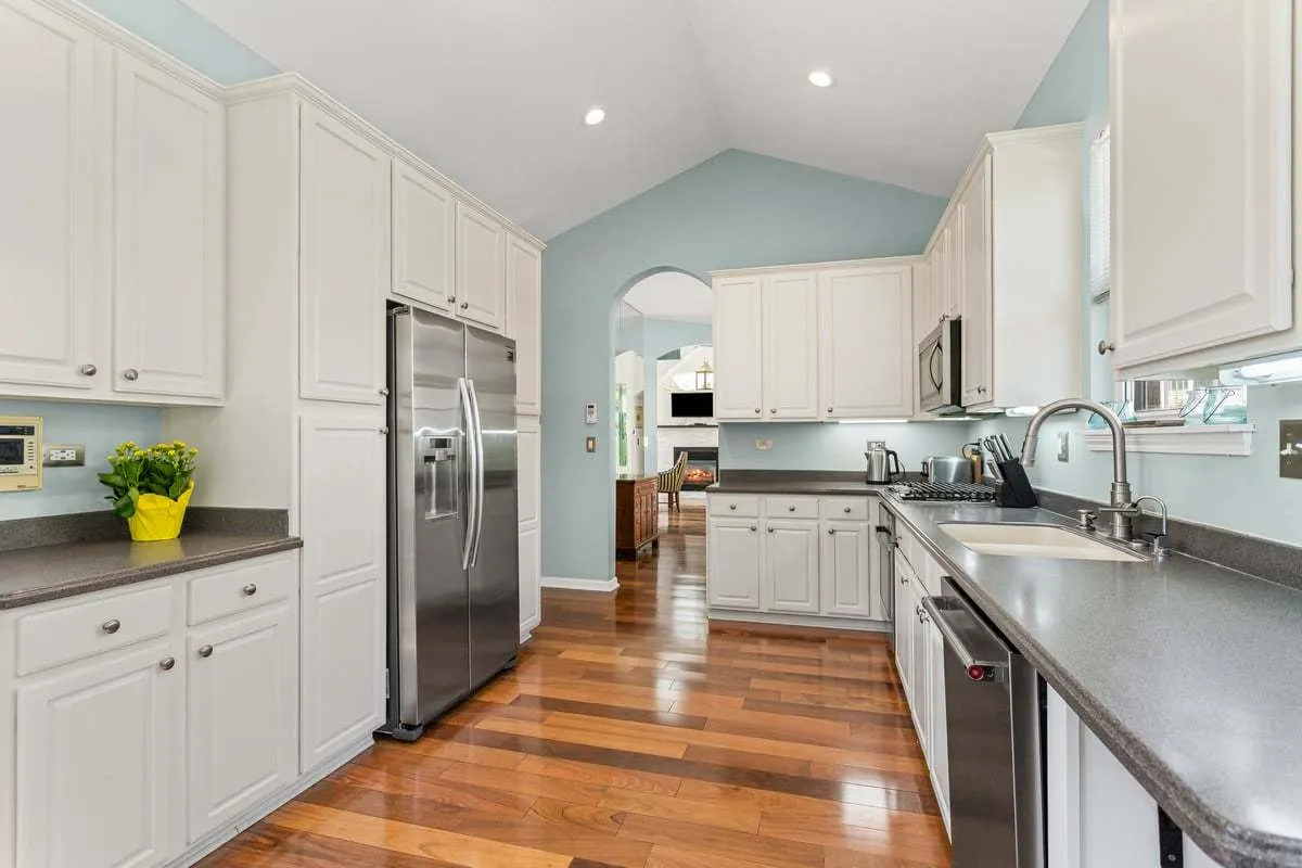 1708 Fairfax Lane IL