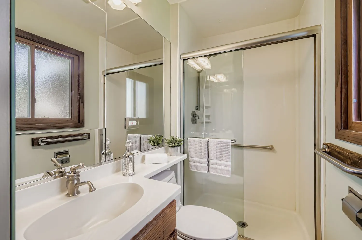 1410 W Lexington Drive IL