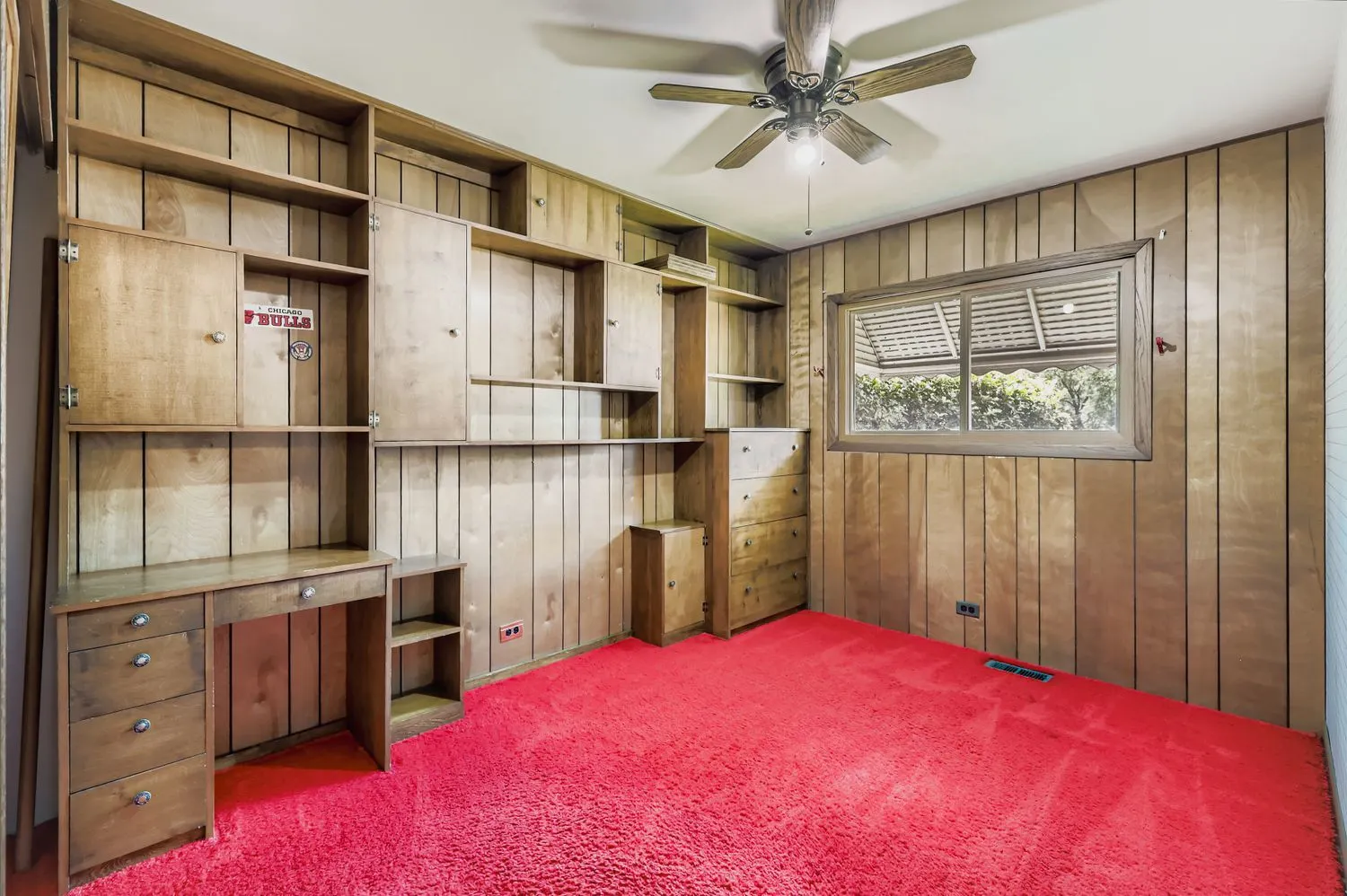 1410 W Lexington Drive IL