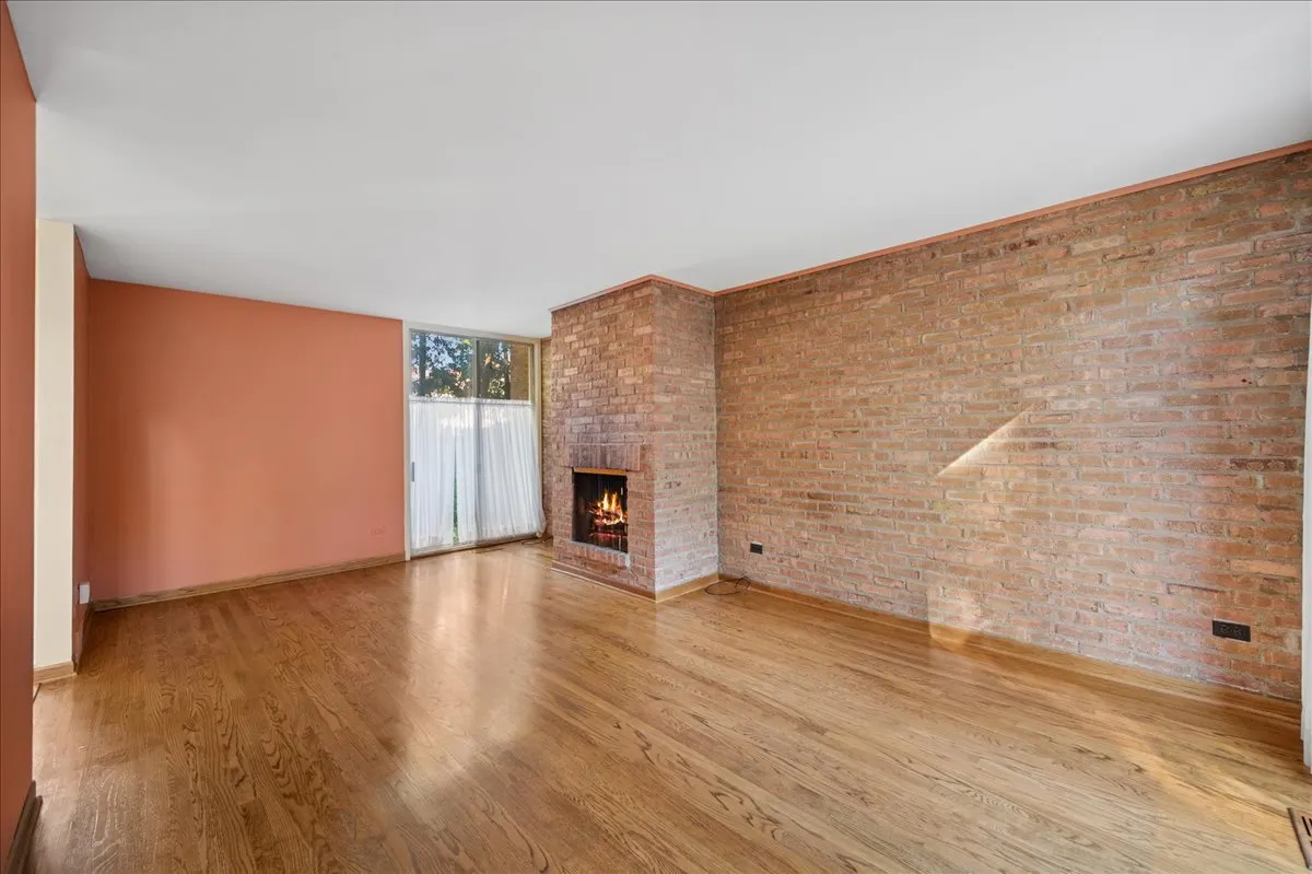 471 Linden Avenue IL