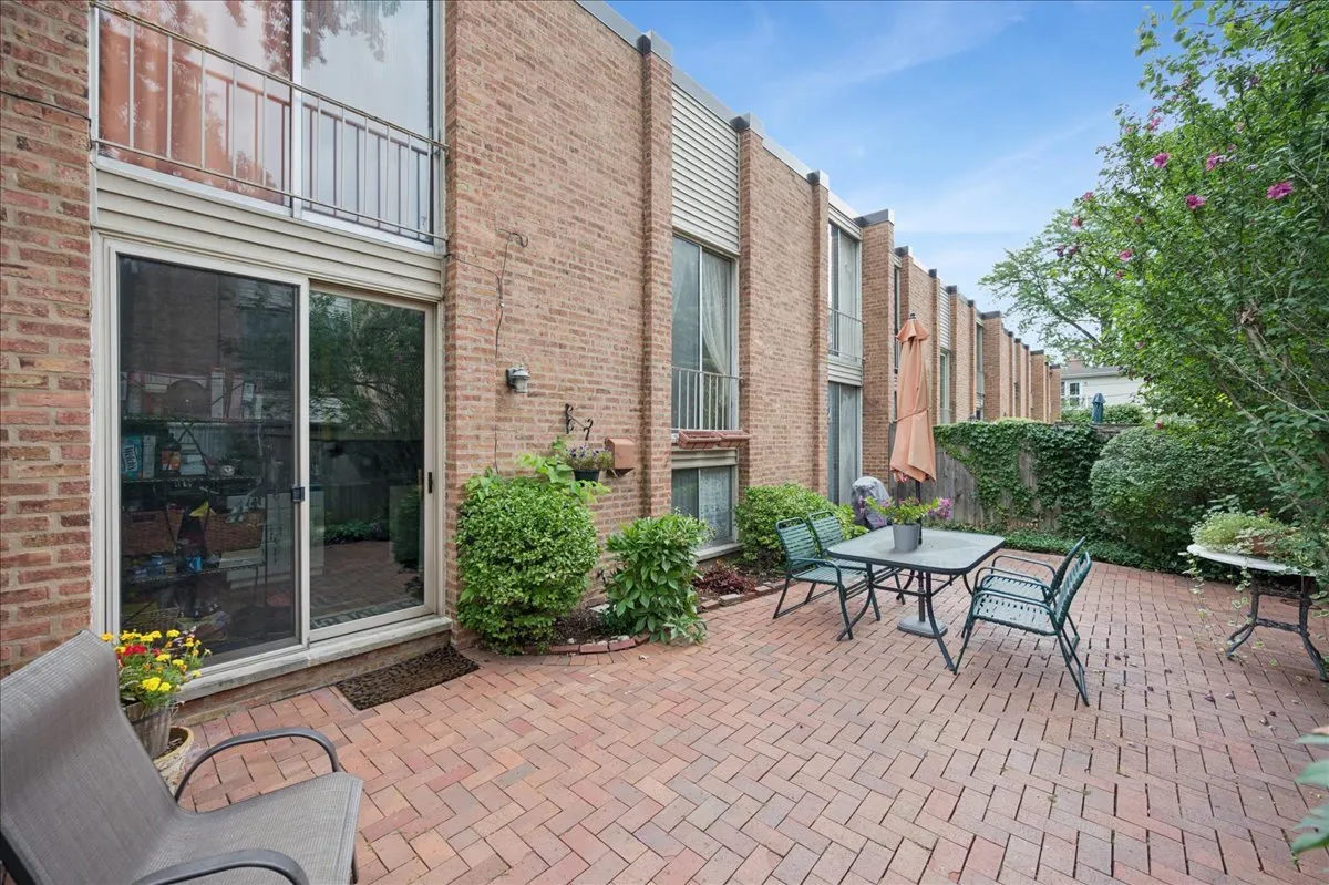 471 Linden Avenue IL